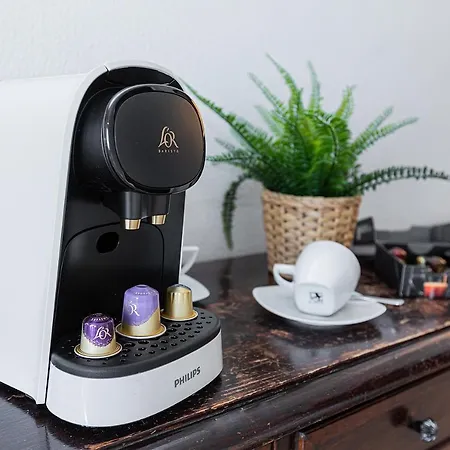 Monko Mieres فيلة *