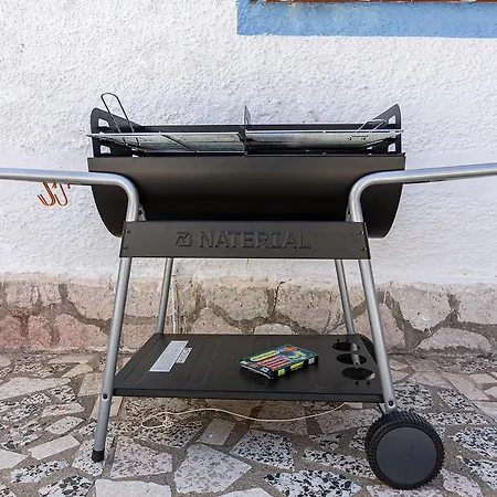 Monko Mieres Вілла Торремолінос